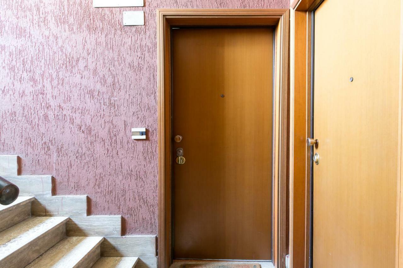 Vacanze Romane Bed & Breakfast Exterior foto